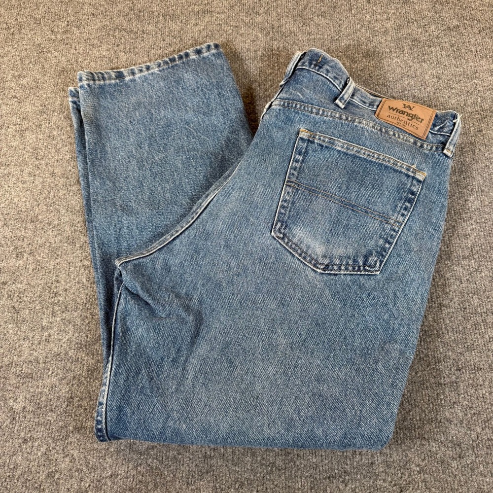Wrangler Authentics Mens Relaxed Fit Straight Leg Blue Jeans 42x29 ZM100SW #3661